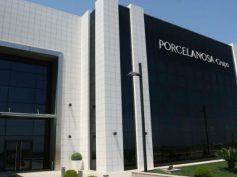 Hola Milano!  Così il gruppo spagnolo Porcelanosa annuncia l’apertura del nuovo showroom nel centro di Milano