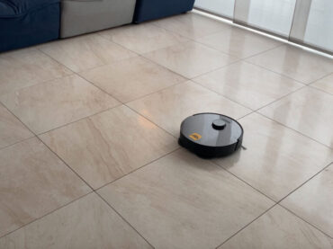 ROBOSHINE di FILA Solutions: il nuovo detergente concentrato per robot e lavapavimenti per una casa pulita e profumata.