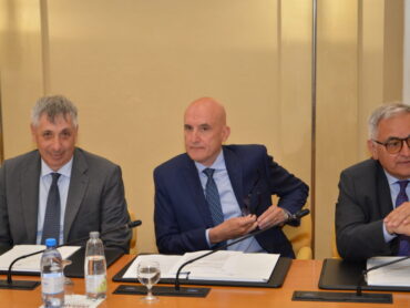 L’industria ceramica italiana nel 2024 fattura 7,5 miliardi di euro con 248 imprese e oltre 26.000 addetti diretti