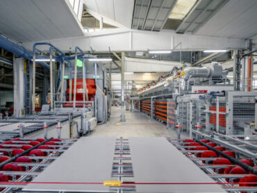 Gruppo Beta Edimax Astor cresce con SACMI in tecnologia e formati