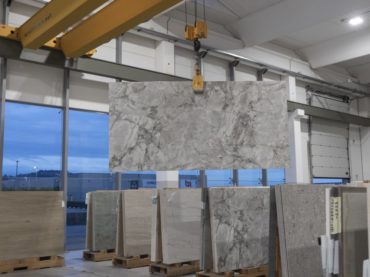 ABK Group Studio apre ad Affi un nuovo punto di riferimento per le grandi lastre